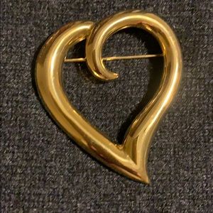 Vintage Heart Shaped, brooch /pin / pendant